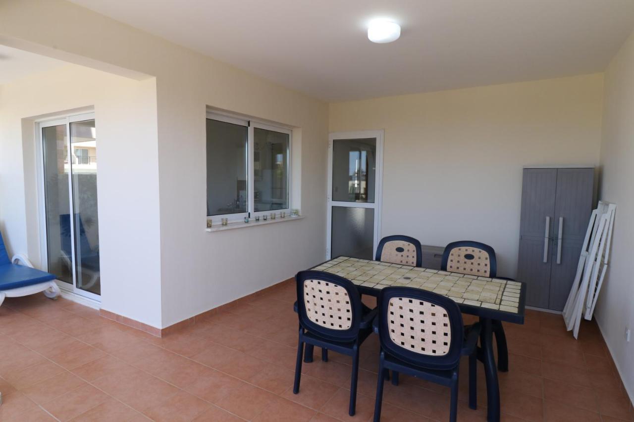 Sunset Apartment With Pool & 10 Mins To Venus Beach بافوس المظهر الخارجي الصورة