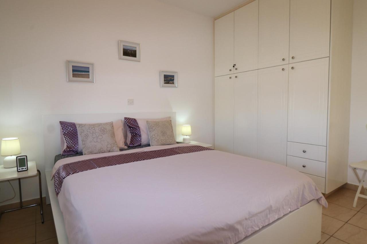 Sunset Apartment With Pool & 10 Mins To Venus Beach بافوس المظهر الخارجي الصورة